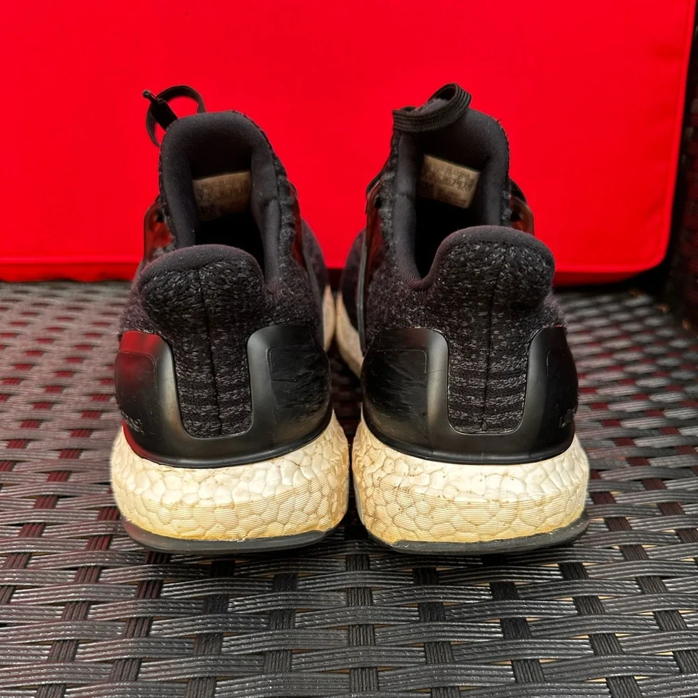 Adidas Ultraboost - Picture 3 of 7